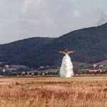 1994. Pożarniczy Dromader demonstruje na pokazach swe możliwości